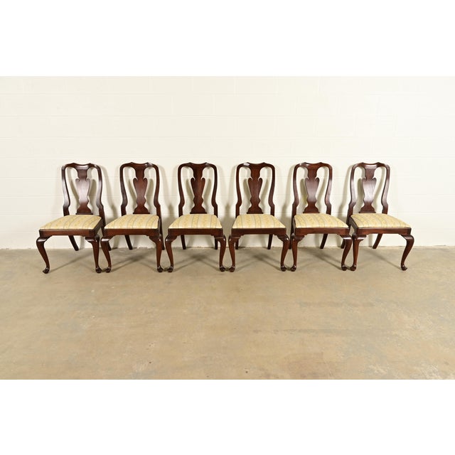 Queen Anne Henkel Harris Queen Anne Solid Mahogany Dining Chairs, Set of Six For Sale - Image 3 of 14