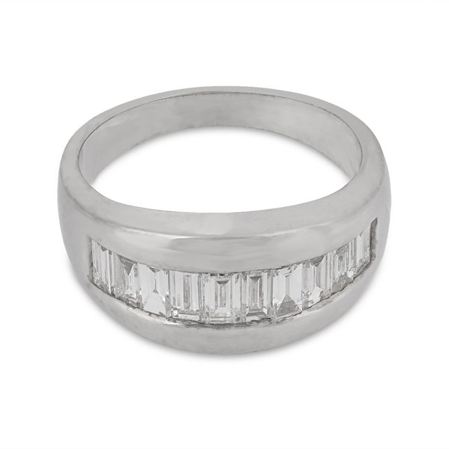 Contemporary Vintage Baguette Diamond 18k White Gold Band, Size 6.5 For Sale - Image 3 of 6
