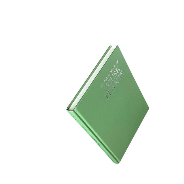 American 1975 The Total Book of House Plants Full Color For Sale - Image 3 of 7