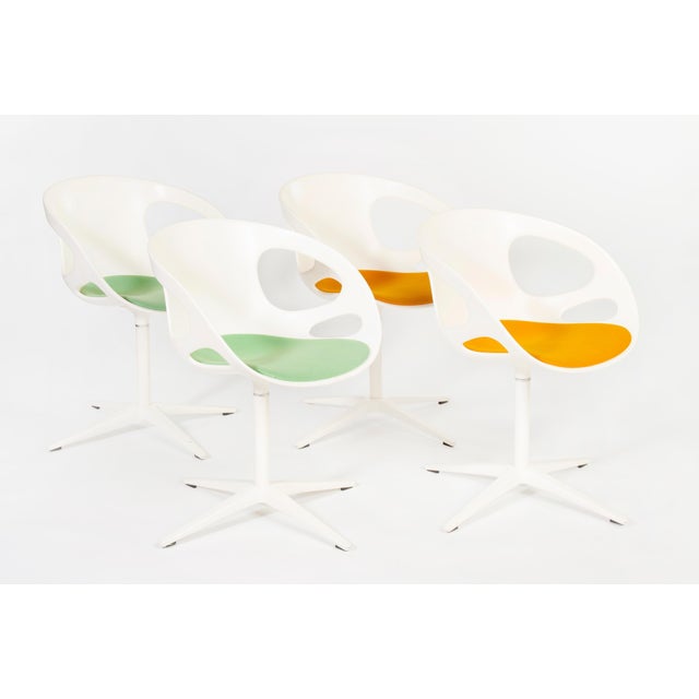 Rin dining swivel chair sets manufactured by Danish Fritz Hansen, in collaboration with Japanese designer Hiromichi Konno....