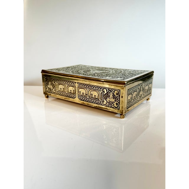 1950s Brass Jewelry Box with Cedar Wood and Asian Motifs, Germany, 1950s For Sale - Image 5 of 18