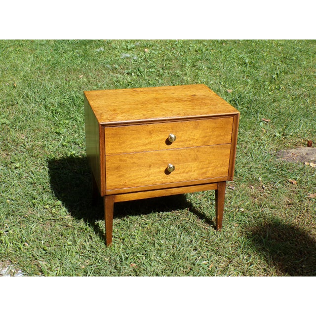 Vintage Mid Century American of Martinsville Harmony House Walnut Nightstand 2 Drawer End Table American of Martinsville...
