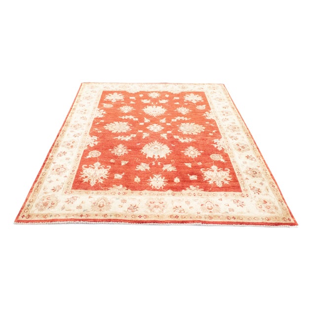 Ziegler rug | Size: 192 x 150 cm | Knot density: 200,000 knots/m² | Material: High quality wool | Pattern: Varied colors...
