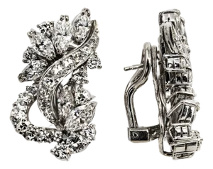 Late 20th Century Pair of Platinum Diamond Earrings