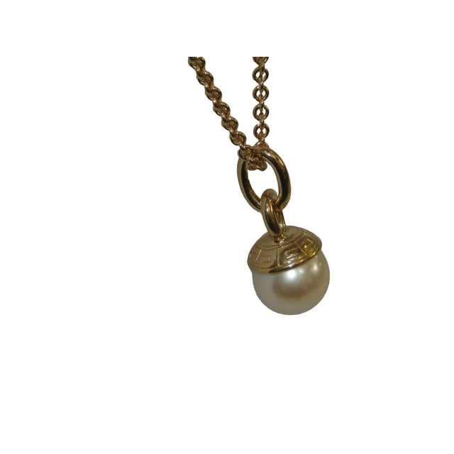 Modern 1980s Givenchy Gold Glass Pearl Enhancer Necklace For Sale - Image 3 of 5