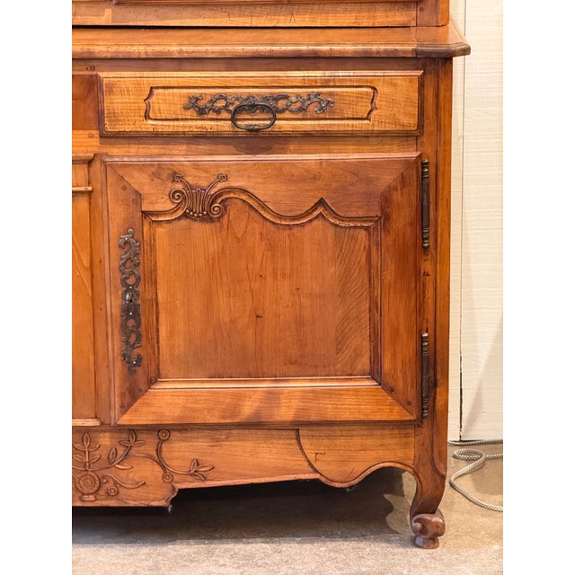 Wood French Provincial Cabinet With Carved Detail For Sale - Image 7 of 17
