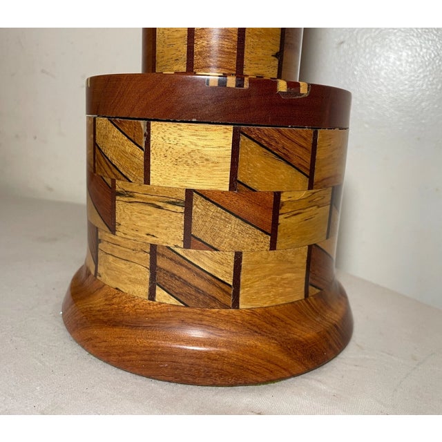 1990s Handmade Tall Turned Parquetry Natural Wood Modern Electric Table Lamp Sculpture For Sale - Image 11 of 13