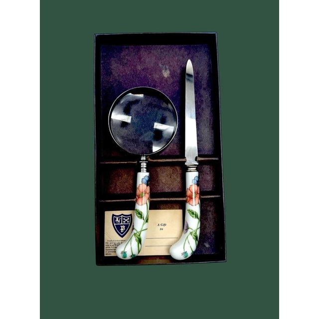 Late 20th Century Late 20th Century Prill Sheffield England Floral Porcelain Magnifying Glass Letter Opener Set For Sale - Image 5 of 8