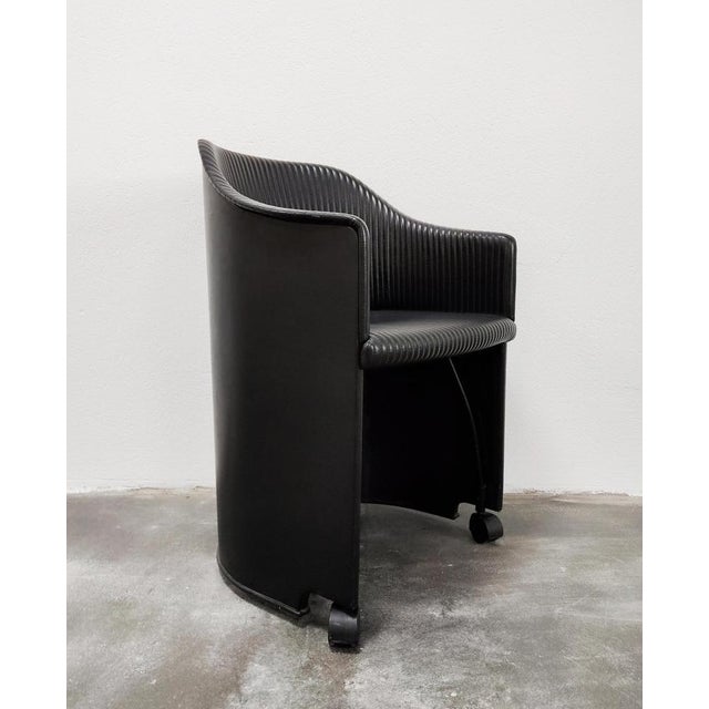 Model 8552 Artona Armchairs in Leather attributed to Afra & Tobia Scarpa for Maxalto, Italy, 1985, Set of 4 For Sale - Image 11 of 16