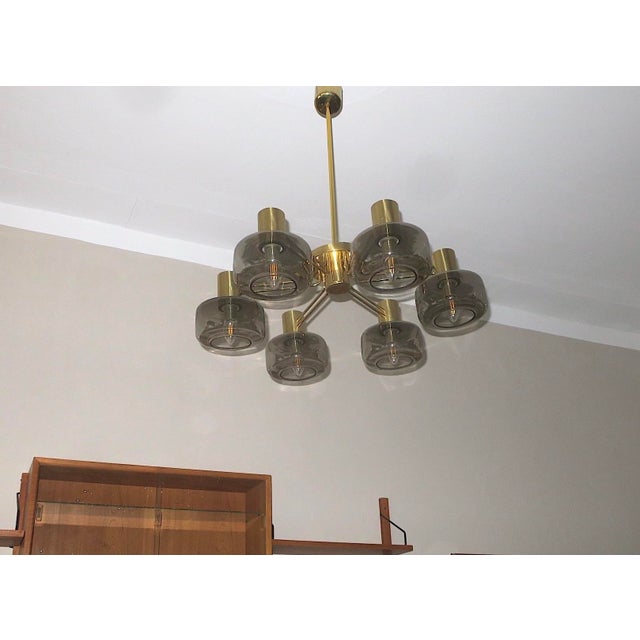 Mid-Century Modern Large Brass and Glass Chandelier from Hans-Agne Jakobsson, Sweden, 1960s For Sale - Image 3 of 11