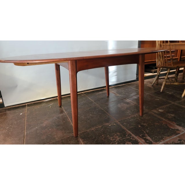 Wood Mid Century Danish Modern Teak Dining Table Two Leaves For Sale - Image 7 of 8
