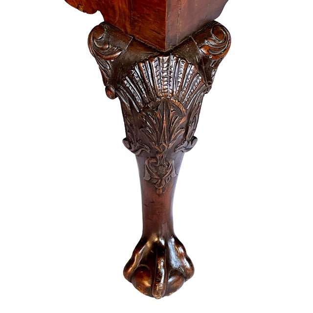 Brown Classic Pair of Chippendale Style Walnut-Veneered Bedside Cabinets/Side Tables For Sale - Image 8 of 12