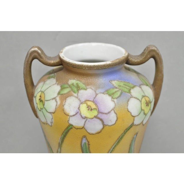Art Nouveau Nippon Sharkskin Decorated Royal Kinjo Japan Hand Painted Porcelain Handled Vase For Sale - Image 3 of 17