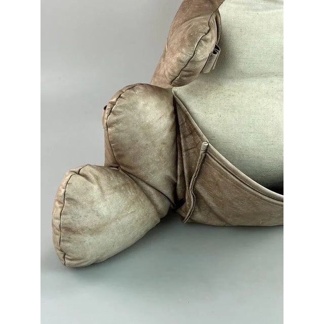 Vintage Kangaroo Newspaper Holder in Leather, 1960s For Sale - Image 10 of 13