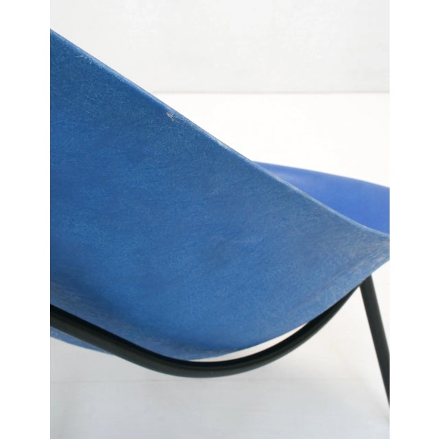 2000 - 2009 Tripod Fiberglass Armchair by Ed Mérat, 2000s For Sale - Image 5 of 10