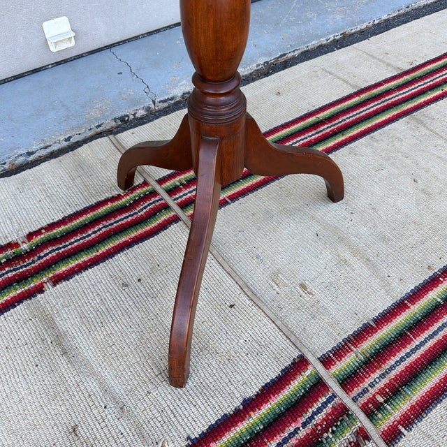 Farmhouse Antique Cherry Federal Spider-Leg Candlestand, New England, Circa 1820s For Sale - Image 3 of 12