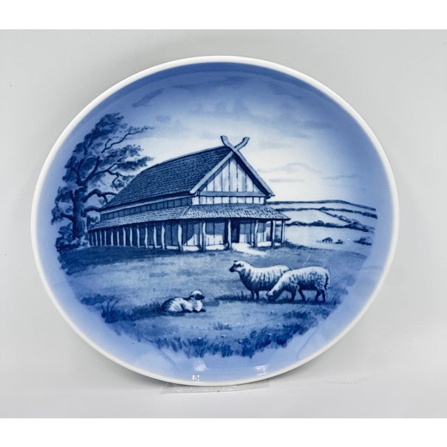 Add vintage charm to your collection with this DAK Royal Copenhagen plate! This 1977 collectible plate is in excellent...