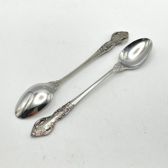 Metal Oneida Northland "Baton Rouge" 95-Piece Flatware Set With Storage Chest (Vintage 1970s/80s Service for 10 + Extras and Serving Pieces) For Sale - Image 7 of 18