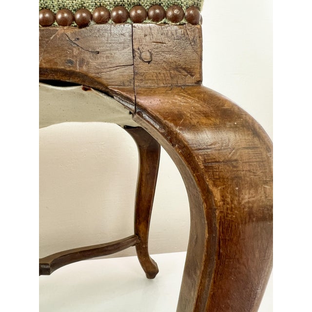 Antique French Louis XV Style Walnut Bench Stool, 1800s For Sale - Image 12 of 17