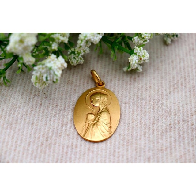 19.2k Gold Pendant For Sale - Image 6 of 6