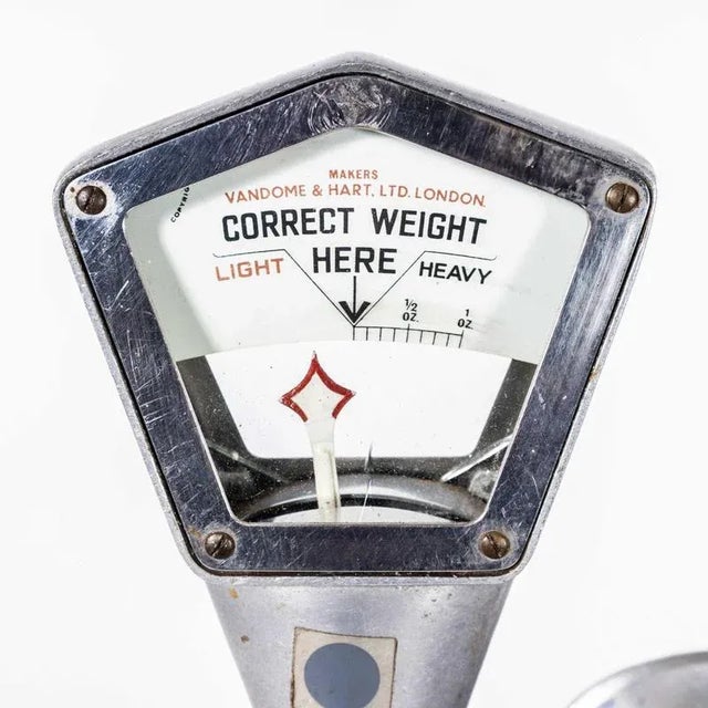 Large Shop Cast Weighing Scales, 1950s For Sale - Image 4 of 10