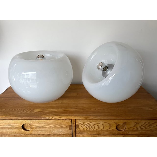 Artemide Space Age Pair of Vacuna Murano Glass Lamps by Artemide, Italy, 1968 For Sale - Image 4 of 12