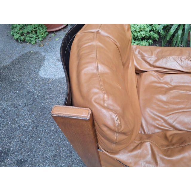 1970s Set of Bergere Artona Armchair and Ottoman in Caramel Leather by Afra and Tobia Scarpa for Maxalto, 1970s For Sale - Image 5 of 13