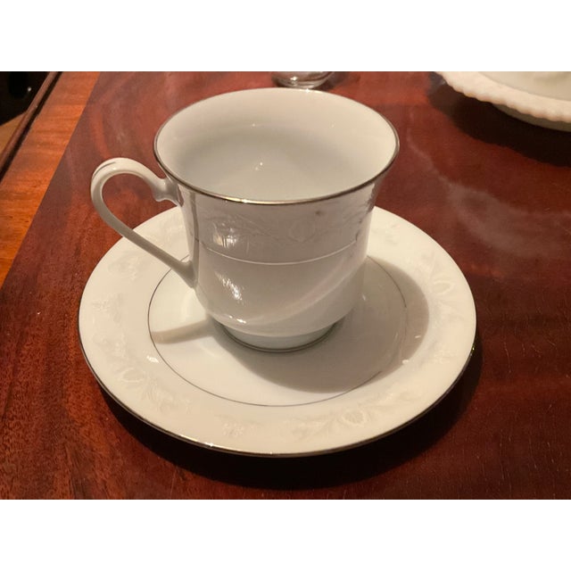 Vintage Crown Ming Fine China Royal Palm - 50 pcs For Sale - Image 10 of 16