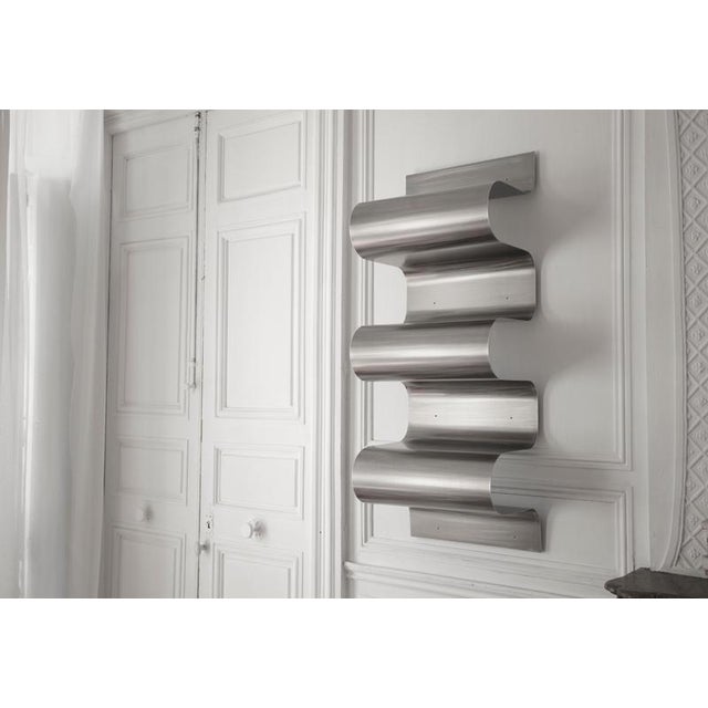 Contemporary Wave Bookshelf in Powder Coated Aluminium by Julien Vidame For Sale - Image 3 of 9