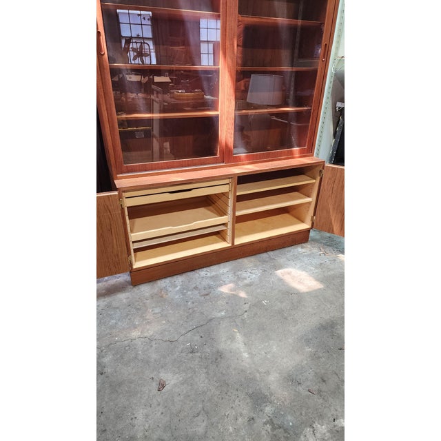 Brown Mid 20th Century Poul Hundevad Danish Mid-Century Teak Bookcase Cabinet For Sale - Image 8 of 10