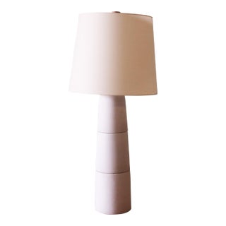1960s Gordon and Jane Martz M55 Lamp for Marshall Studios Tall White Sanded Glaze Tootsie Roll For Sale