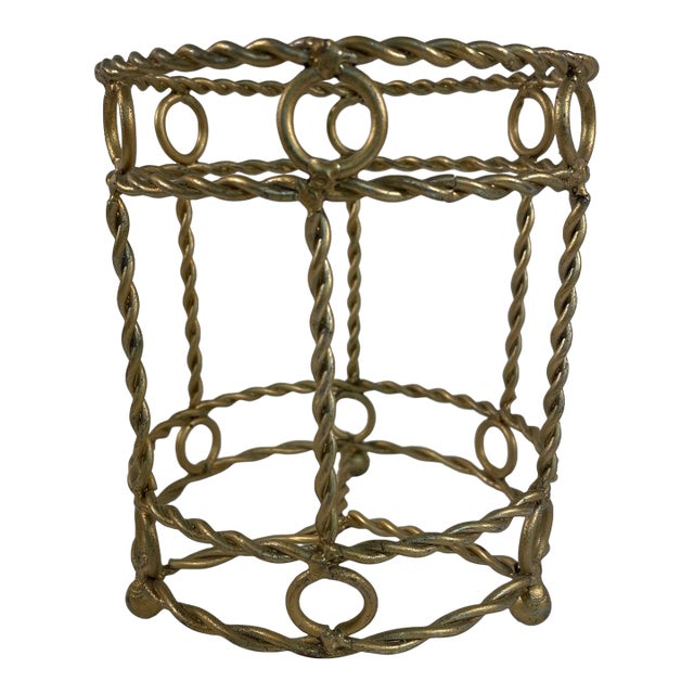 Vintage 1970s Gold Twisted Metal Wine Bottle Holder For Sale