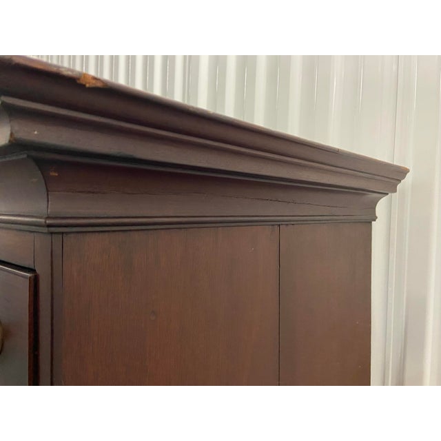 Coffee Eighteenth Century English Made in England George III Chest on Chest, Two Pieces For Sale - Image 8 of 12