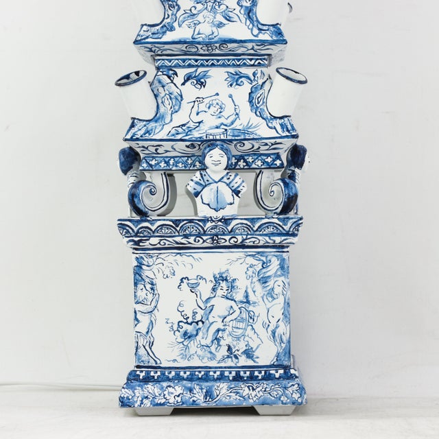 Pair of Vintage Dutch Style Blue and White Hand Painted Pagoda Metal Table Lamps With Cherub and Floral Motif For Sale - Image 11 of 13