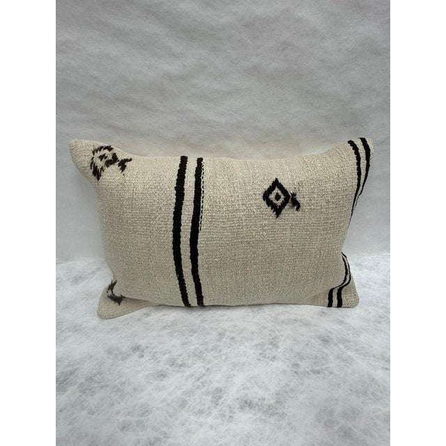 Turkish Hemp Pillow Cushion Natural Beige Black Pillow Cushion Cover 16" x 24" #30067 Enhance your home decor with our...