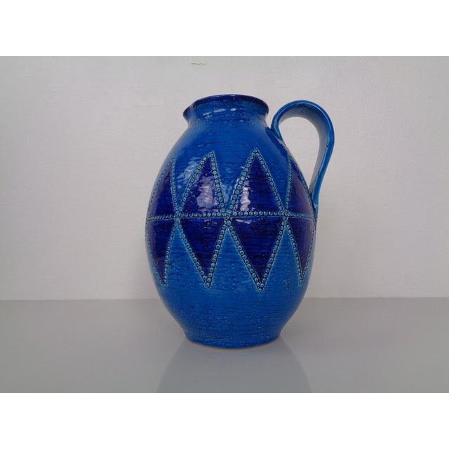 Ceramic jug by Aldo Londi for Bitossi from the 1960s. I have official proof of authenticity such as vintage catalogs,...