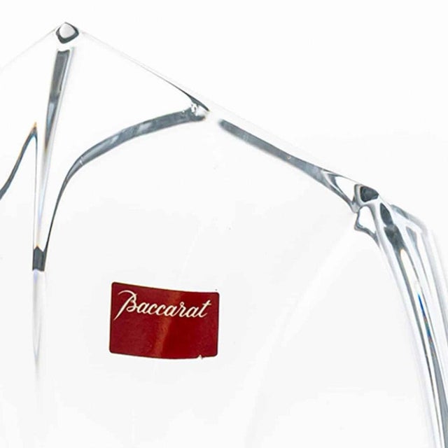 1980s Asymmetrical Edge Vases in Clear Crystal Glass from Baccarat, France, 1988, Set of 2 For Sale - Image 5 of 8