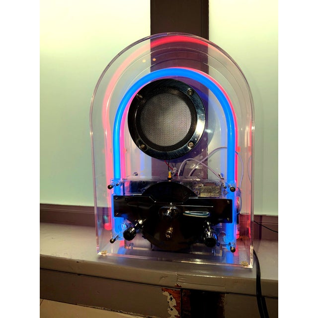 Mid-Century Modern Dapy Paris Transparent Neon Radio Sculpture – Acrylic Design Object, France, C. 1989 For Sale - Image 3 of 8