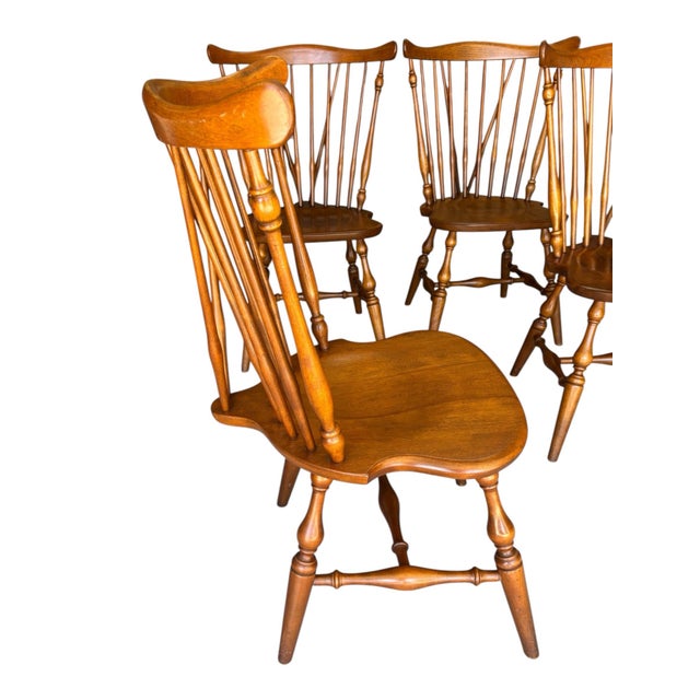 American 1970s Ethan Allen Nutmeg Maple Windsor Fiddleback Chairs. For Sale - Image 3 of 11