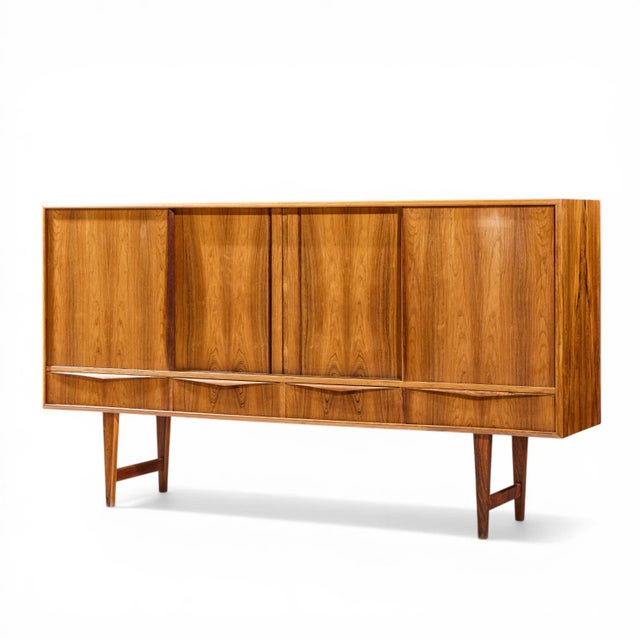 Mid-Century Modern e.w. Bach for Sejling Mid Century Danish Rosewood Credenza For Sale - Image 3 of 11