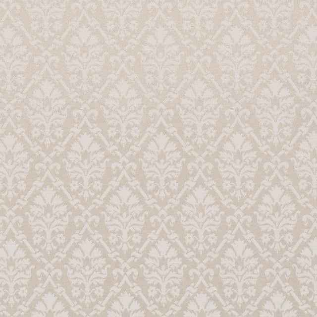 Traditional Schumacher Grant Damask Fabric In Ivory For Sale - Image 3 of 5