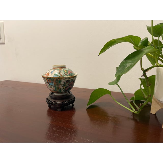 Chinese 19th C. Chinese Famille Rose Figural Gaiwan With Carved Stand For Sale - Image 3 of 5