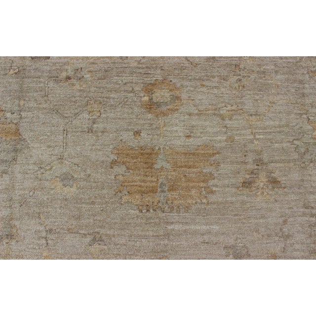 Angora Turkish Oushak Large Rug With All-Over Design in Light Neutral Colors For Sale In Atlanta - Image 6 of 13