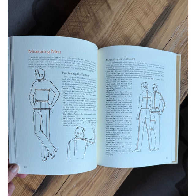 1975 Vogue Sewing Hardcover Book For Sale - Image 9 of 15