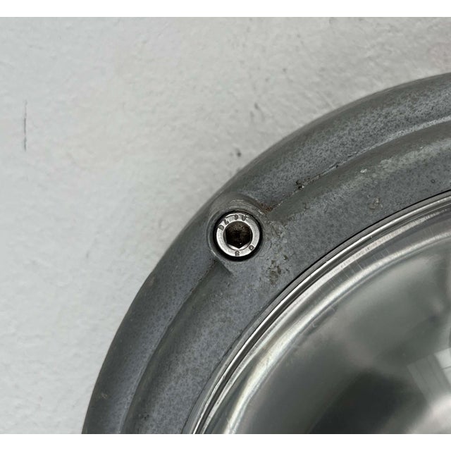 Mid-Century Modern Danish Outdoor Skot Wall Lamp in Metal by Lauritz Knudsen for Louis Poulsen, 1960s For Sale - Image 6 of 18