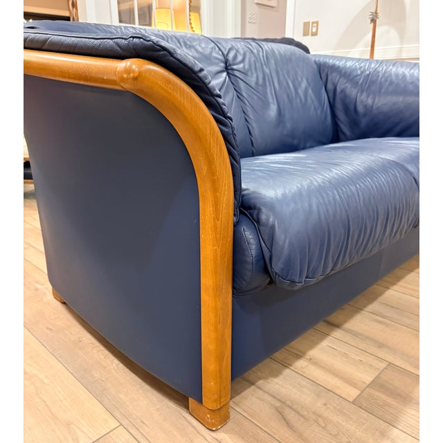 Animal Skin Late 20th Century Ekornes Navy Blue Loveseat For Sale - Image 7 of 10