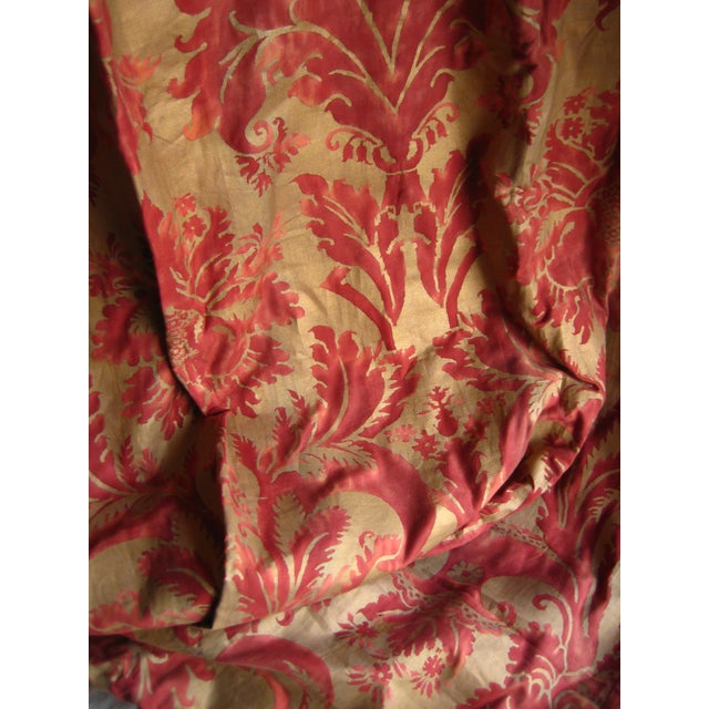 Baroque Pair of Fortuny Curtains in the Glicine Design Red and Gold For Sale - Image 3 of 10