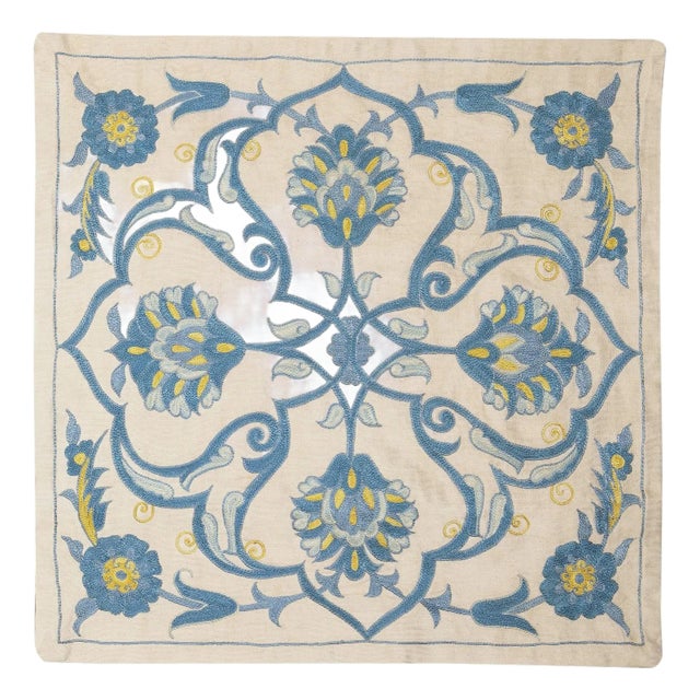 19"x20" Embroidered All Silk Cushion. Handmade Pillow Cover. New Lace Pillow For Sale