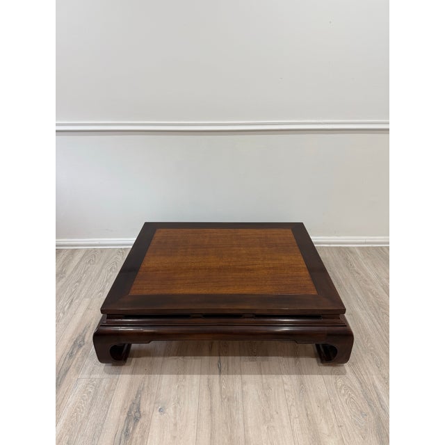 Henredon Vintage Ming Style Hollywood Regency Chinoiserie Mahogany Coffee Table. Asian inspired low coffee table....