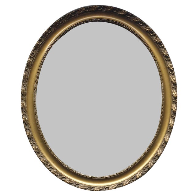 Edwardian Oval Gilt Mirror with Oak Leaf Detailing For Sale